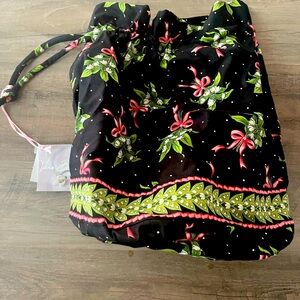 NWT Vera Bradley Ditty Bag-New Hope